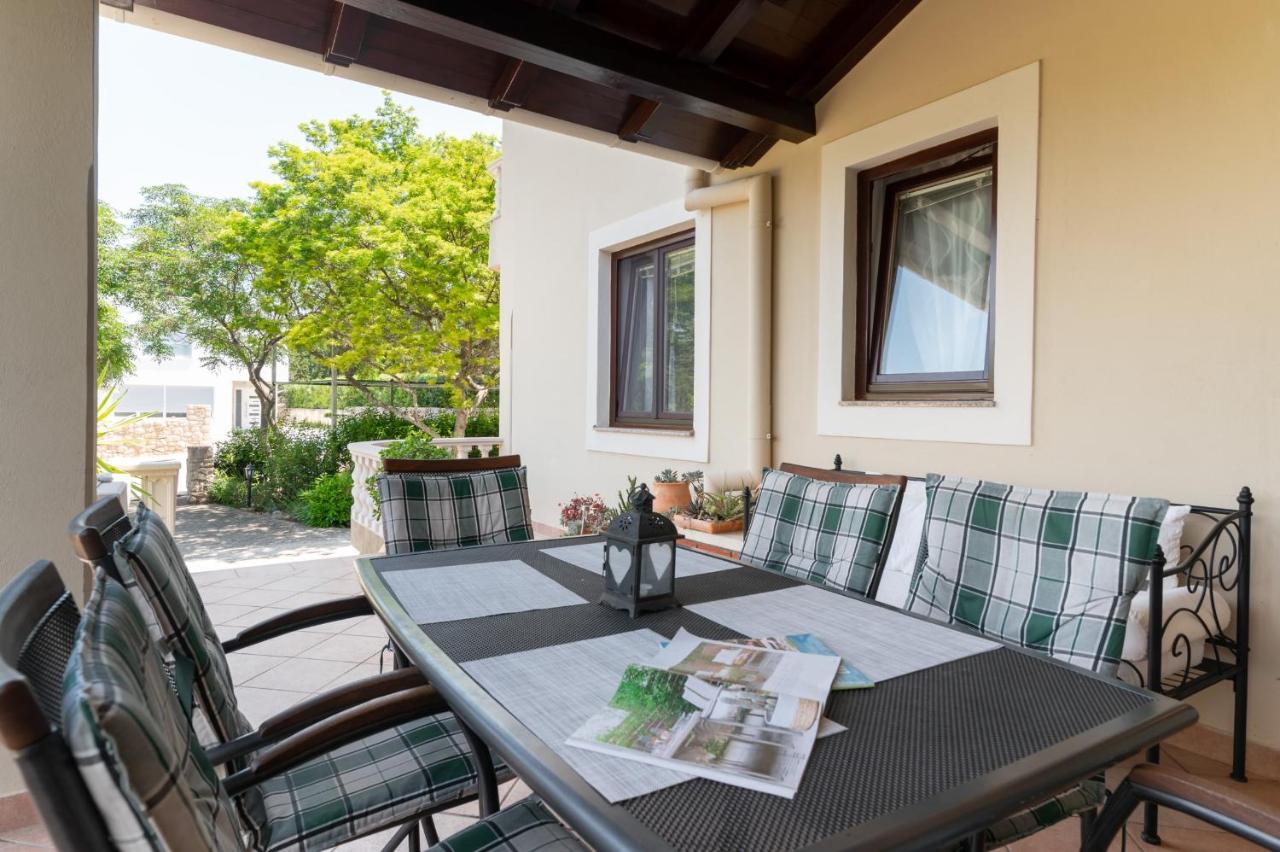 Apartments Rozelyn أوغليان المظهر الخارجي الصورة