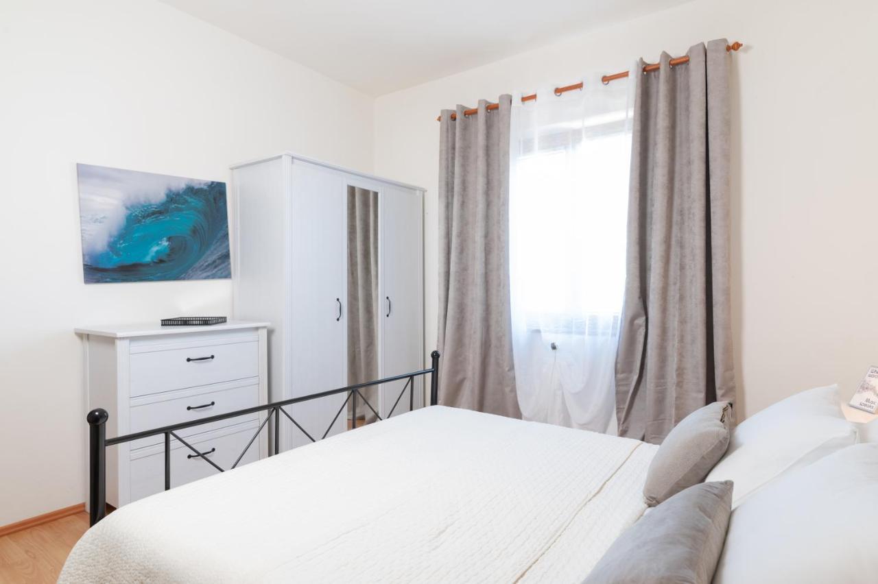 Apartments Rozelyn أوغليان المظهر الخارجي الصورة