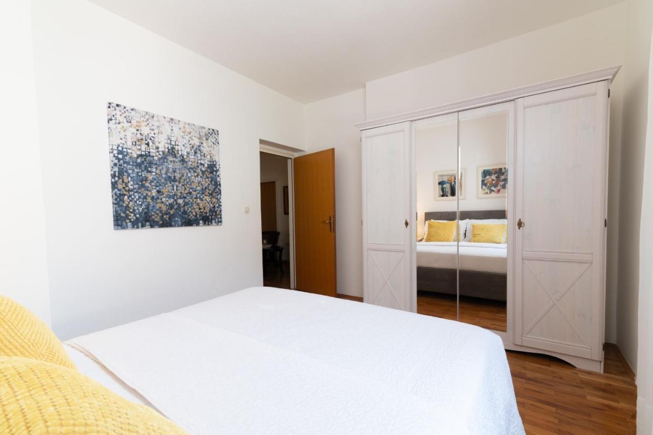 Apartments Rozelyn أوغليان المظهر الخارجي الصورة