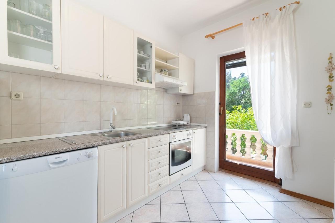 Apartments Rozelyn أوغليان المظهر الخارجي الصورة
