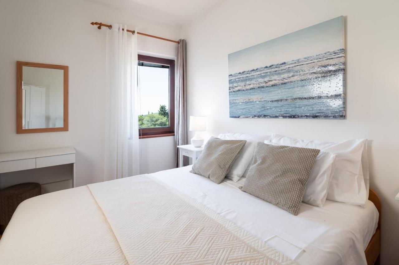 Apartments Rozelyn أوغليان المظهر الخارجي الصورة