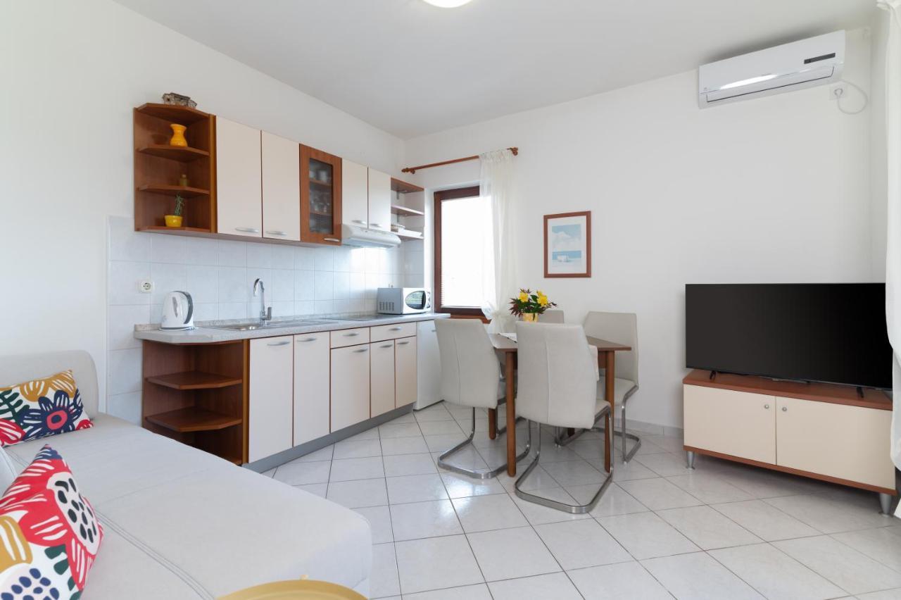 Apartments Rozelyn أوغليان المظهر الخارجي الصورة